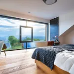 Tourist Farm Frost Hotel *