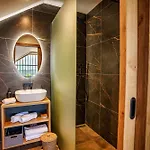 Tourist Farm Frost *