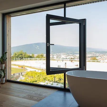 Tourist Farm Frost Hotel