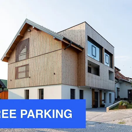 Tourist Farm Frost *