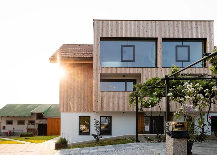 Hotel Tourist Farm Frost Maribor