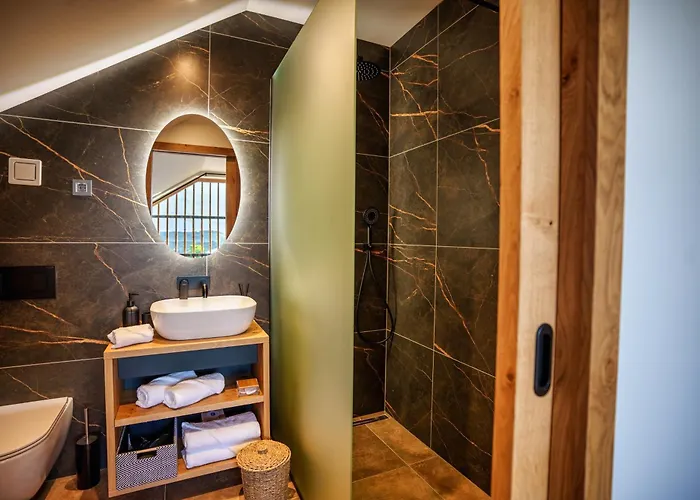 Tourist Farm Frost *