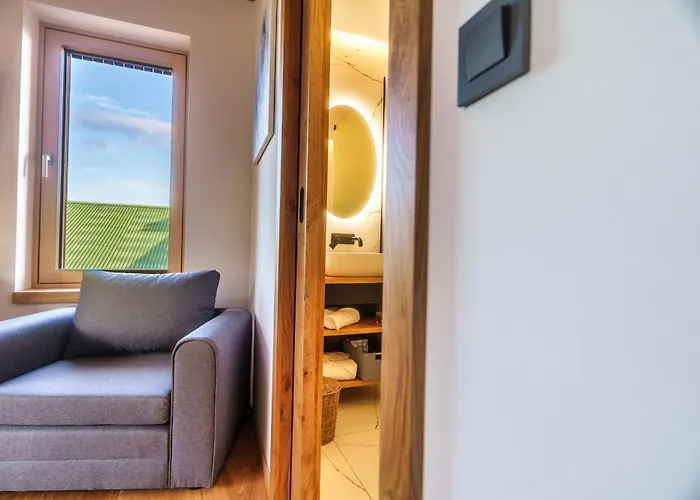 Tourist Farm Frost Hotel *